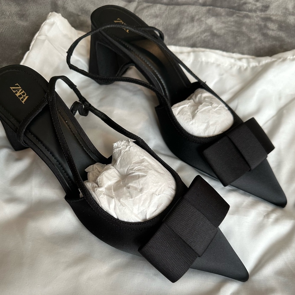Zara Black Women's Heels with Bow Accent